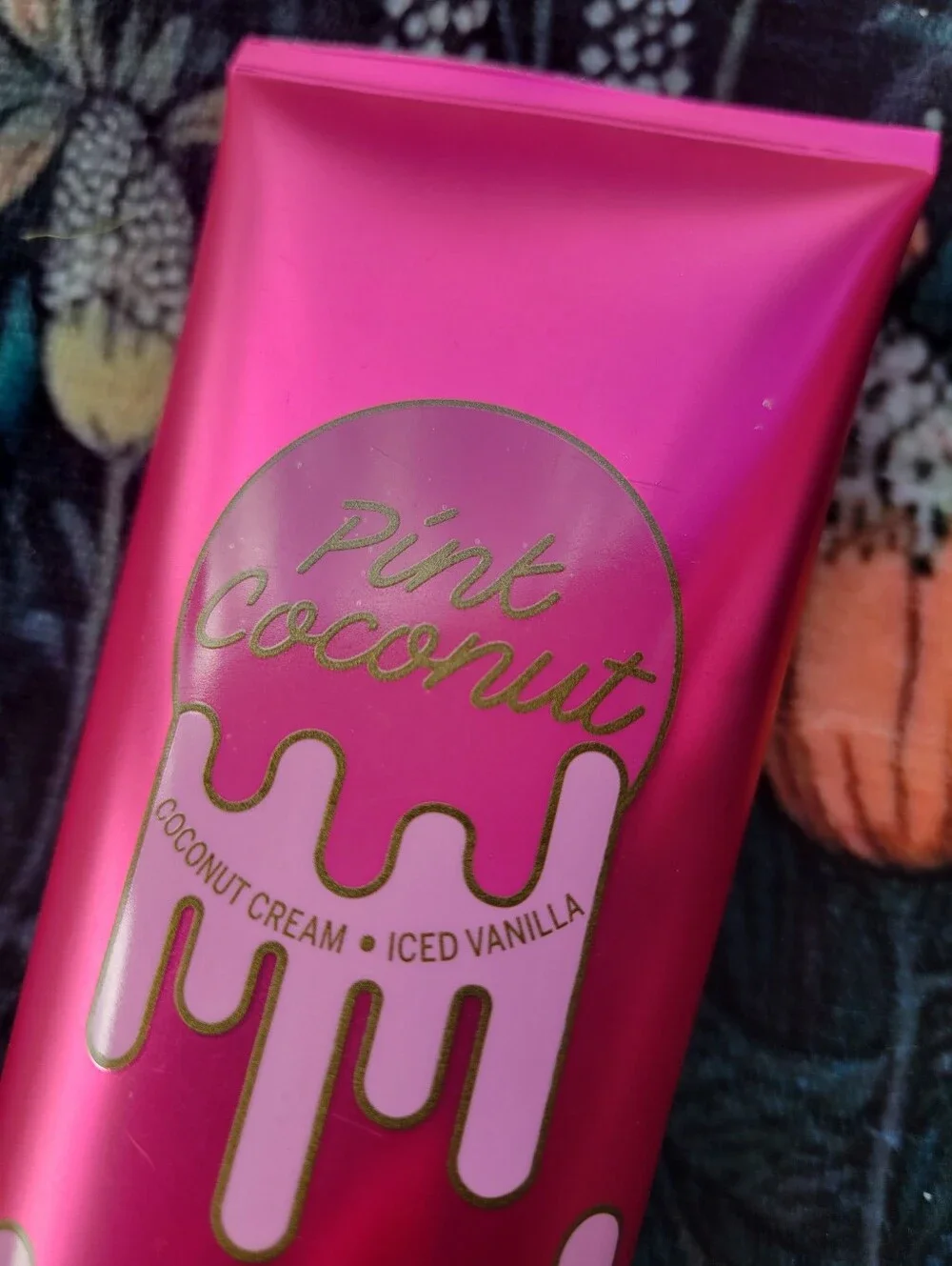 VICTORIA’S SECRET PINK COCONUT FRAGRANCE CREAM ICE VANILLA BODY LOTION 8 oz